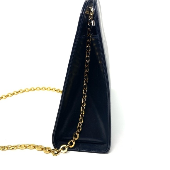 Salvatore Ferragamo Gancini Black Leather Shoulder Bag – Iconic Gold Logo - Picture 5 of 12